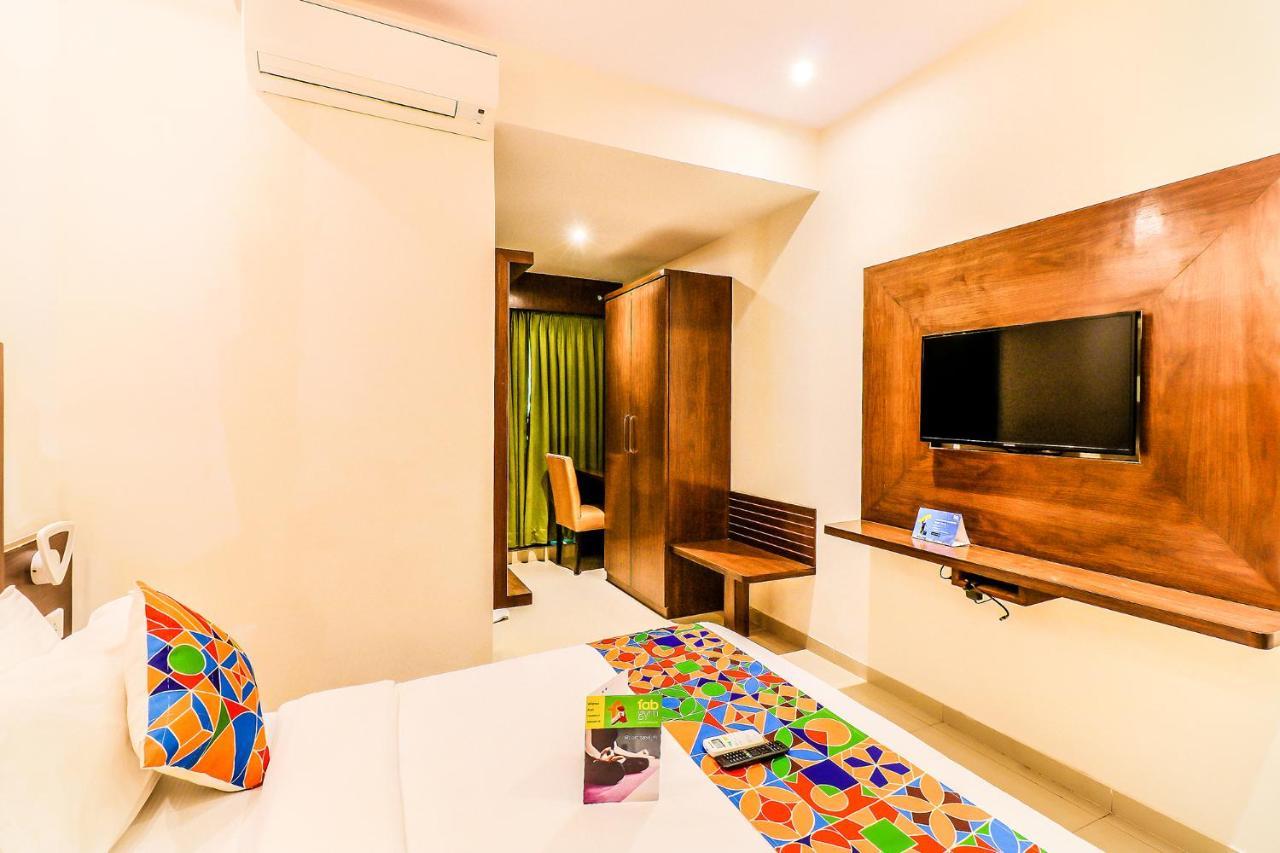 Fabhotel Admiral - Nr Mumbai International Airport Bagian luar foto
